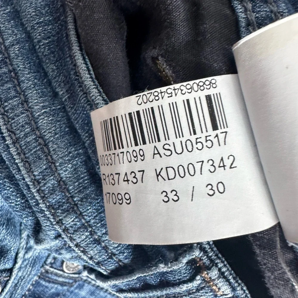 Mavi Jeans. Matt relaxed straight leg.  Men’s size 33/30.